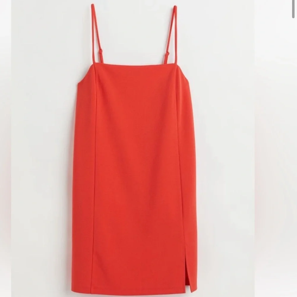 Red short dress H&M - Picture 1 of 7